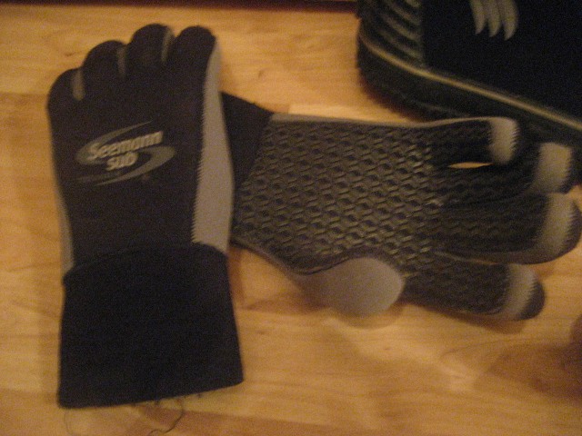 Dive Suit Women's Semi Dry Size 42 Camaro Socks Gloves