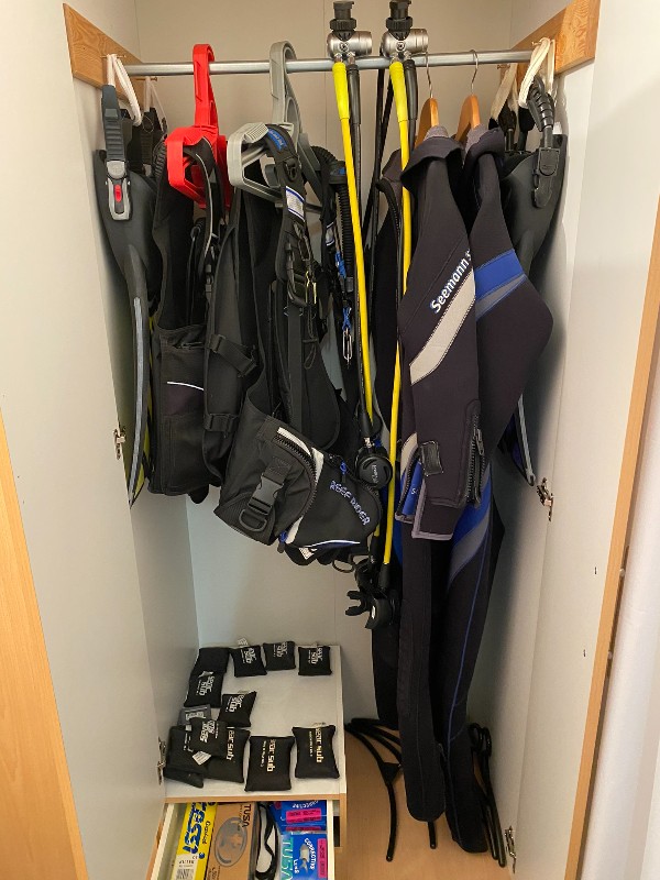 Dive Gear - Sell 2 complete, used exchange equipment