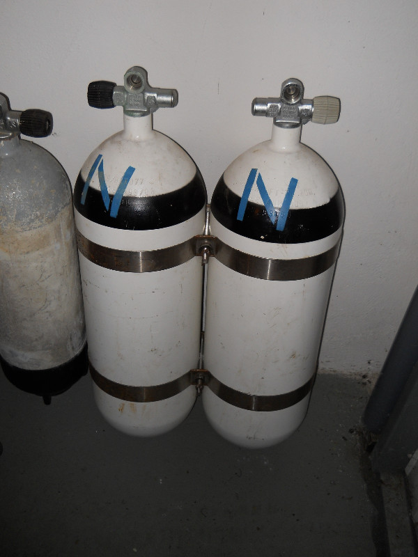 Tanks/Weight Various used scuba tanks for sale without TÜV