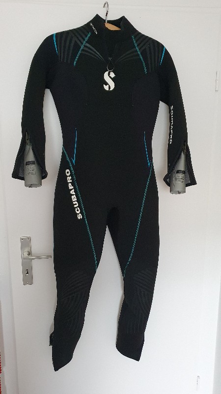 Dive Suit Wetsuit Women Size 40