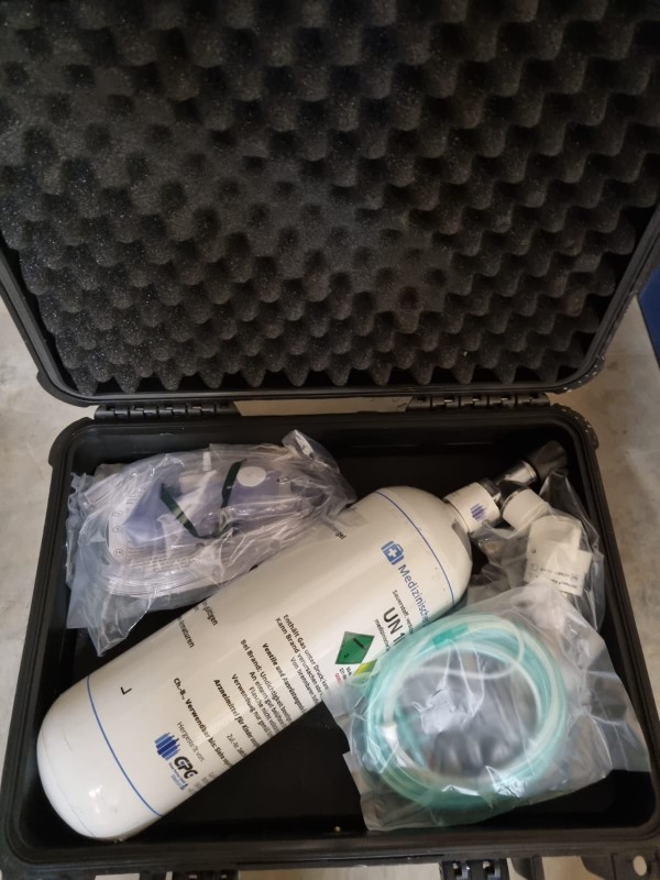 Miscellaneous O2 Oxygen Emergency Kit