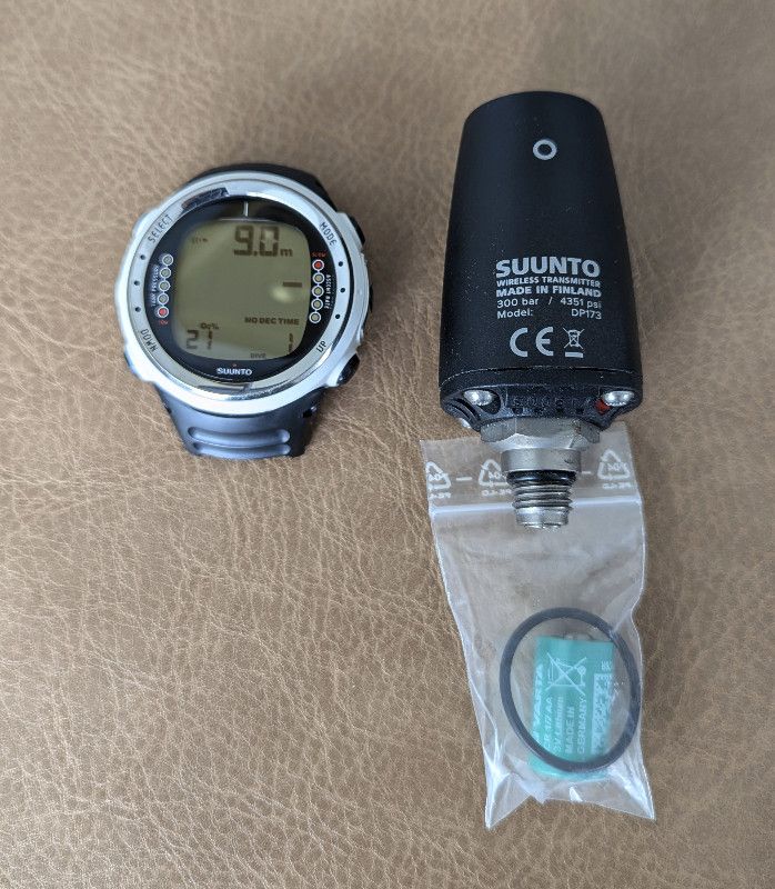 Tauchcomputer/Uhr Suunto D4i + Tank Wireless Trasmitter Tauchcomputer