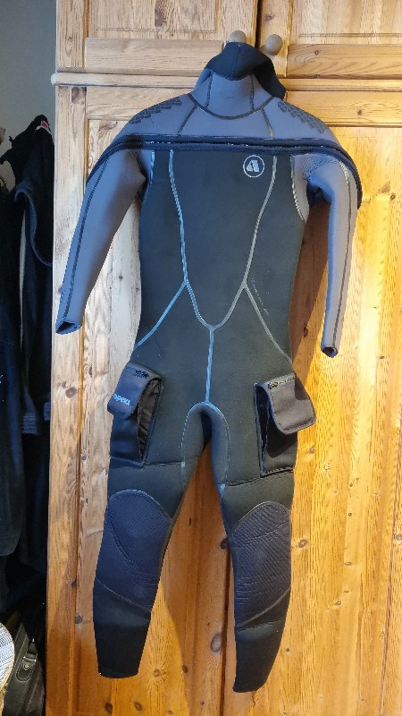 Dive Suit Apeks ThermiQ 8/7 mm, women's size 36-38, hardly used