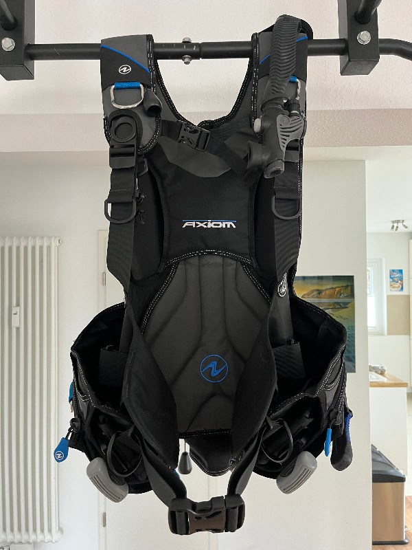 BCD/Vest Jacket Aqualung Axiom Size ML for sale 350 €