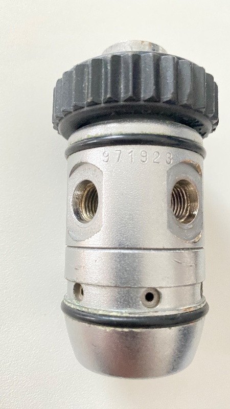 Atemregler Scubapro M10 + Atem-Regler ( Ersatzteile) / Scubapro M10 Druckstufe / Druckstufe kolbengesteuert