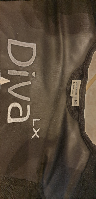 Tarierjacket Damenjacket Diva LX Größe L inkl. Bleitaschen, Trimmbleitaschen und Jacketmesser