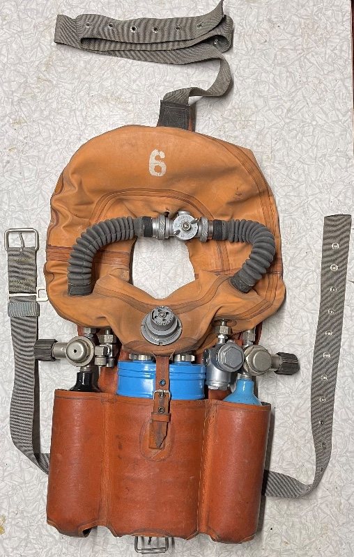 Miscellaneous Russian rebreather 59, used specifically for submarine rescue