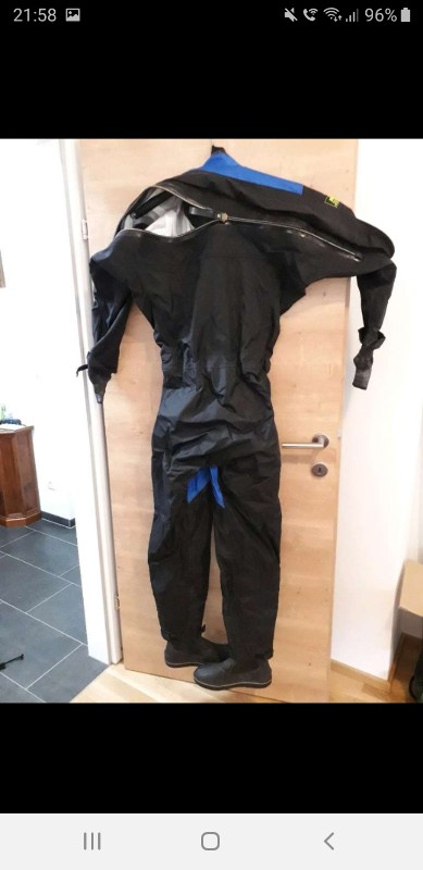 Dive Suit Drysuit Mobbys 