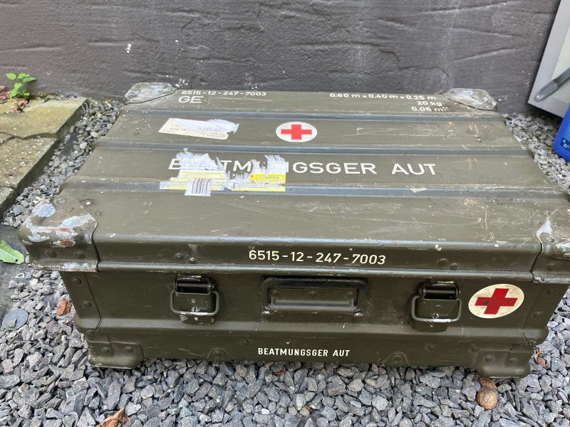 Tanks/Weight Emergency kit oxygen with new filling and new TÜV