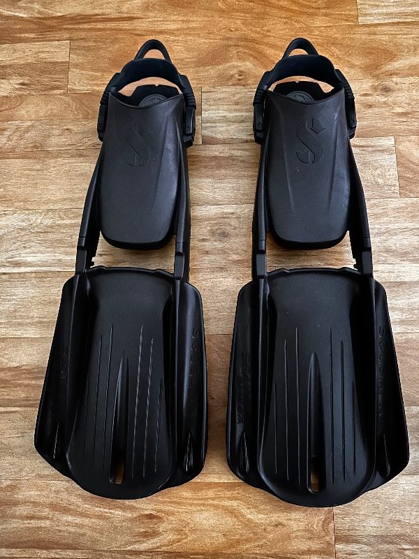 Dive Gear Fins 