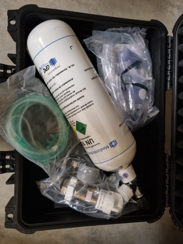 Miscellaneous O2 Oxygen Emergency Kit